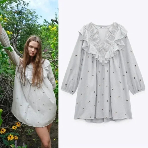 Zara Daisy  Floral Embroidered Ruffle Neckline Cotton Mini Dress Light Blue XS - Picture 1 of 11